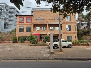 ARRENDO EDIFÍCIO PARA FAZER ESCRITÓRIO