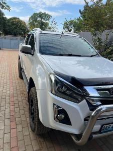 ISUZU | D-MAX | 2021 | AUTOMÁTICA | 3.0 | 4×4