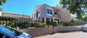 vende-se moradia duplex Tp3 moderna na polana