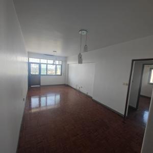 ARRENDA-SE APARTAMENTO T2 C_2WC, R/C, BAIRRO POLANA PRÓXIMO À ESCOLA JOSINA MACHEL.