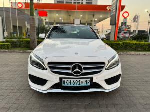 MERCEDES-BENZ W-205 2017