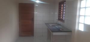 8mil isso mesmo 8mil casa na Matola água quente 8mil aproveita