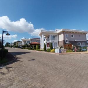 📍VENDO MORADIA T4 NO CONDOMINIO GARDEN PARK NA CIDADE DA MATOLA N4