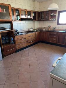 arrenda-se apartamento T2 no bairro da polana próximo á eletricidade de Moçambique