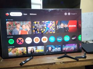 Smart Tv SkyWorth 55” UHD 4K