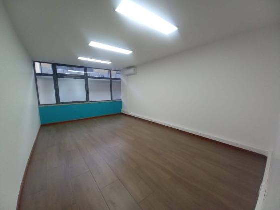 Escritório no Polana Shopping