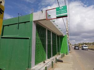 Arrenda-se está farmácia com ou sem a loja ao lado,  no bairro de laulane Dona Alice