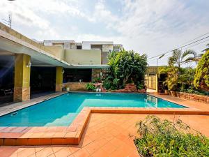 Vende-se Moradia, tipo4 no bairro da costa do sol triunfo 2