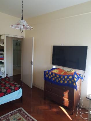 Arrenda-se Apartamento T3 2wcs, mobilado com garagem fechada e estacionamento no bairro da polana
