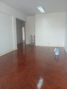 Arrenda-se apartamento no bairro central T3