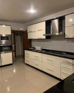 VENDE-SE APARTAMENTO T4