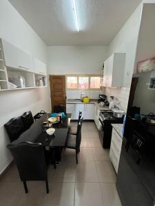 Vende-se Apartamento T2, quarto  suíte no bairro do alto maé