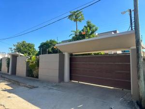 VENDO MORADIA T5 LUXUOSA