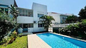 ARRENDA-SE MORADIA T4