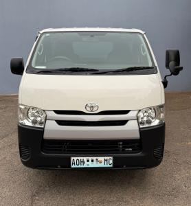 Toyota Hiace van Quantum 2015 Recém Chegado