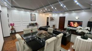 Arrenda-se Apartamento de luxo t3 Suíte com ou sem móveis no bairro da polana