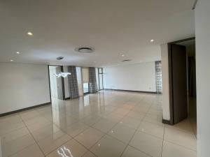 Arrenda-se um apartamento tipo 3+1 no condomínio super marés na marginal