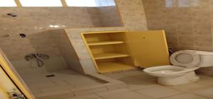 arrenda-se apartamento T2 no bairro central próximo às bombas Galp