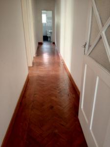 Arrenda-se Geminada n Malhangalene atras do Mica