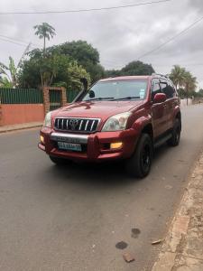 TOYOTA LAND CRUISER PRADO (Aduaneiro)