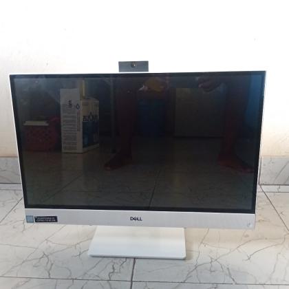 All In One Touchscreen Dell Inspiron Modelo:3477 Intel Core i5-7200U (7°th Gen), 8Gb Ram,1TB SSD,Intel UHD Graphics