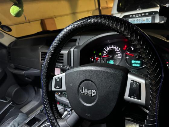 JEEP CHEROKEE A DIESEL & AUTOMATICO