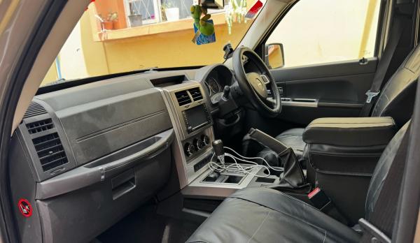 JEEP CHEROKEE A DIESEL & AUTOMATICO