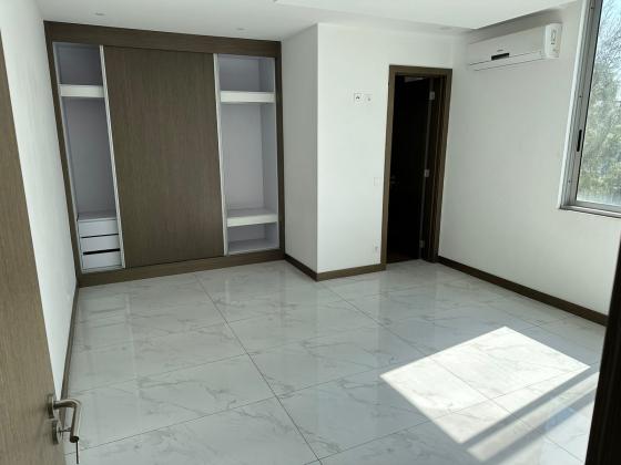 arrendo apartamento na Julius nherere