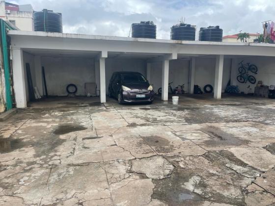 Vende-se Apartamento T3 na Sommershield 1