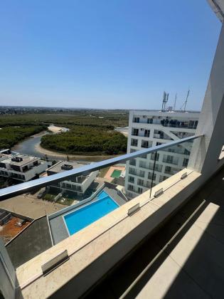 arrendo apartamento tp1 com móveis no Deco Assus