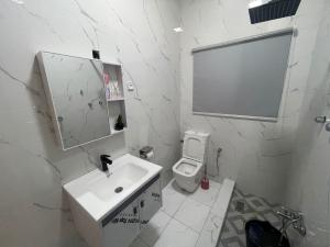 Vendo Apartamento T2 Luxuoso R/Chão Garragem pra 2carros