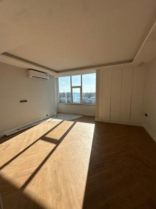 vende-se apartamento tp4 com vista mar