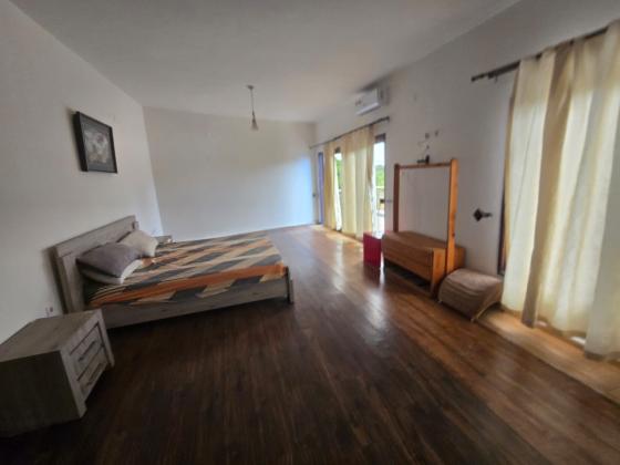Arrenda-se Duplex T4 na Matola Mozal