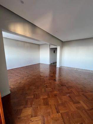 arrendo apartamento tp3 na polana Julius nherere