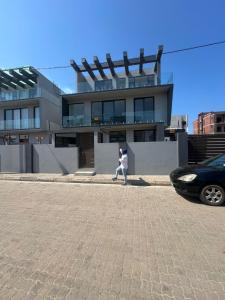 moradia,triplex T5 no triunfo novo