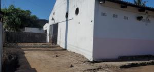 Trespassa-se terreno com 3375m² na Av. Marginal