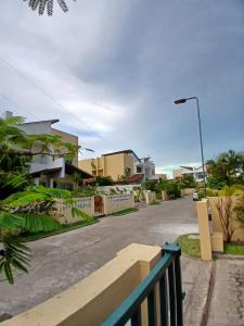 Arrenda-se Moradia T4 no Bairro Triunfo_Condominio 5a Avenida