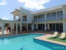 VENDE-SE LUXUOSA MORADIA T-5, 3 SUITES, 2WCS COMUMS, 2 COZINHAS, PISCINAS, ANEXOS, GINÁSIO, NA MATO