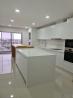 Arrenda-se Apartamento penthouse dúplex t5 mobilado no condomínio golf residência