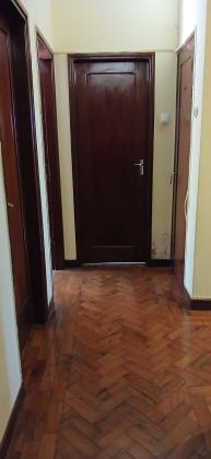 Vende-se Apartamento T3 no 2andar último rua da tchamba