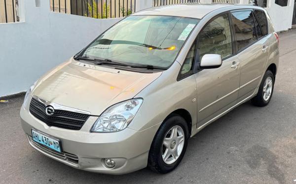 TOYOTA SPACIO 1.5cc