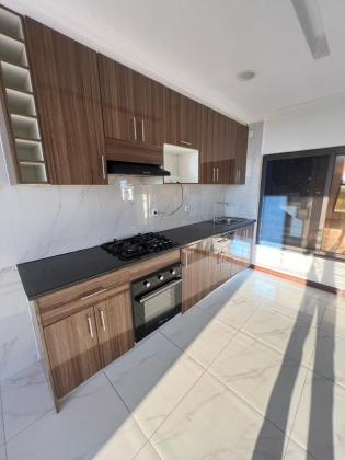 Arrenda-se Apartamento T2 moderna com parqueamento em mapulene-costa do sol