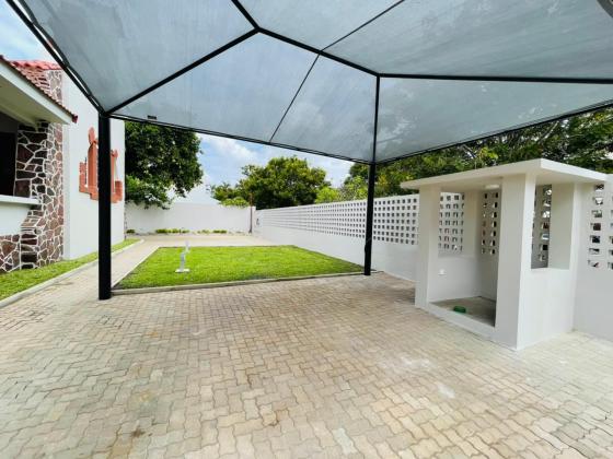 Arrenda-se Edifício Corporativo para Escritórios na Sommershield