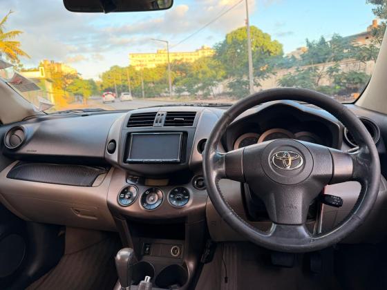 TOYOTA VANGUARD 2.4 4WD 2008