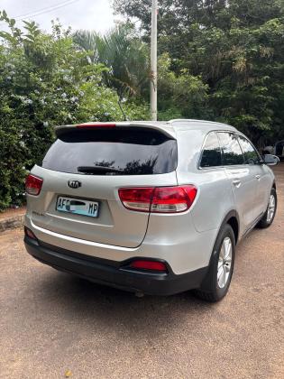 Kia Sorento 2016 4WD