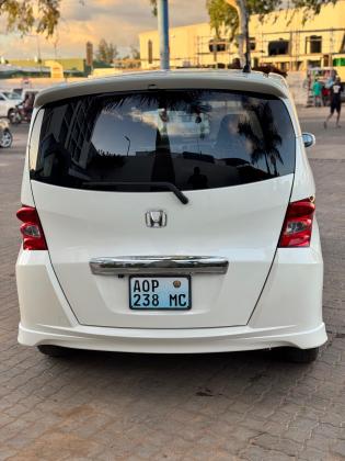 HONDA FREED 1.5cc RÉCEM IMPORTADO
