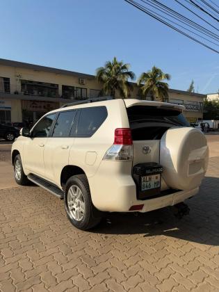 TOYOTA LAND CRUIZER PRADO VX 3.0 D4D 4X4 2011 RÉCEM IMPORTADO