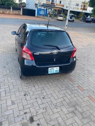 TOYOTA VITZ 1.0cc