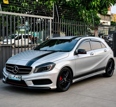 MERCEDES BENZ A200 SPORT 1.6 TURBO