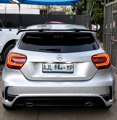 MERCEDES BENZ A200 SPORT 1.6 TURBO